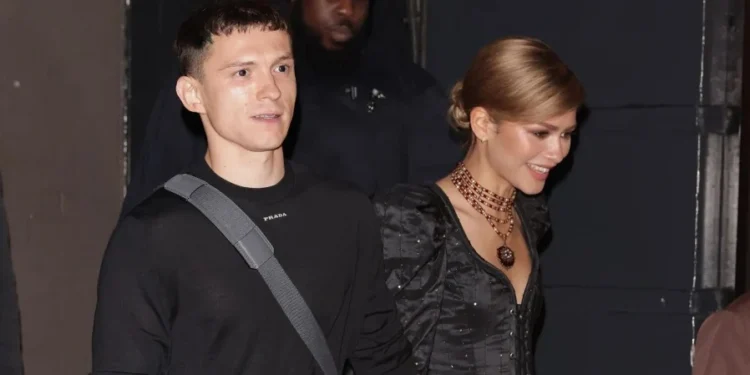 Tom Holland e Zendaya assumiram o namoro em 2021 • Ricky Vigil M / Justin E Palmer/GC Images
