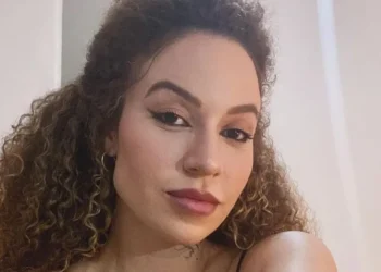 Cantora Ananda se pronuncia após ser alvo de áudios racistas atribuídos à Ana Paula Minerato • Instagram/ Ananda