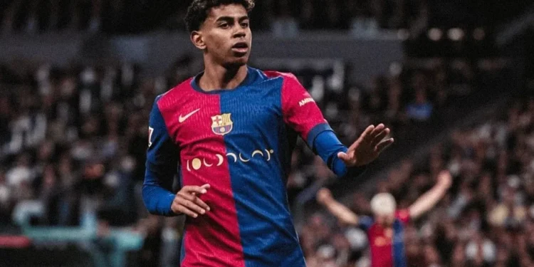 Lamine Yamal vence o Golden Boy e é eleito o melhor jogador jovem do mundo