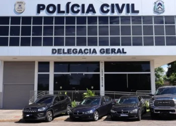Carros de luxo, avaliados em mais de R$1 milhão, foram apreendidos durante a Operação Renorcrim - Foto: Foto: Luiz de Castro/Governo do Tocantins file_download