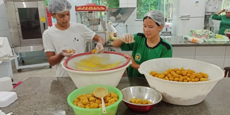 ETI Fidêncio Bogo promove IV Feira de Empreendedorismo, Educação, Saúde e Agroecologia