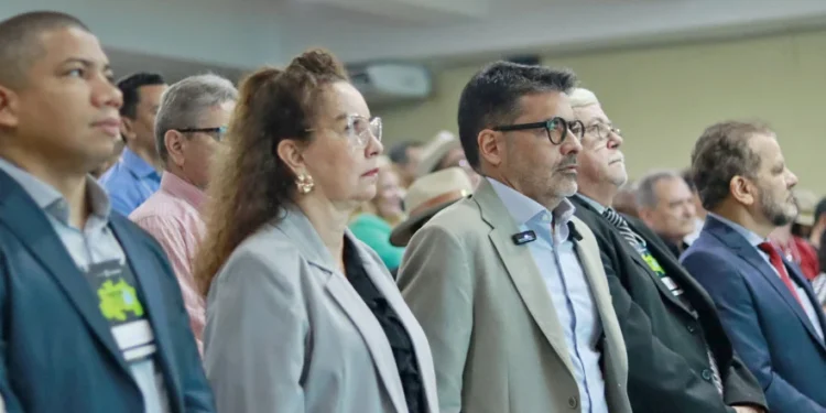 Governo do Tocantins institui Comitê dos Rios Coco e Caiapó na abertura do 1º Encontro Regional dos Comitês de Bacias Hidrográficas da Região Norte