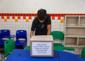 João Fábio considera importante participar do processo de escolha do diretor da sua escola