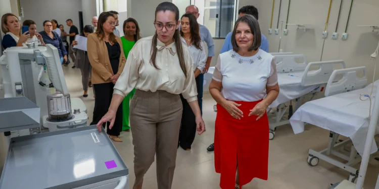 Cinthia anuncia 453 cirurgias eletivas na inauguração de ala cirúrgica do Padre Luso