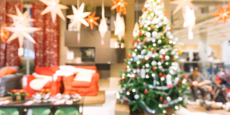 Como montar uma vitrine natalina de sucesso e aumentar as vendas
