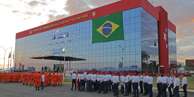 Corpo de Bombeiros Militar do Tocantins recebe título de primeiro lugar com o projeto SiOCB, que moderniza as operações da corporação (Crédito foto:Frederick Borges/Governo do Tocantins)