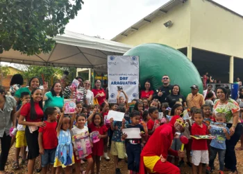 A criançada desfrutou de uma manhã de muitas brincadeiras - Divulgação PCTO