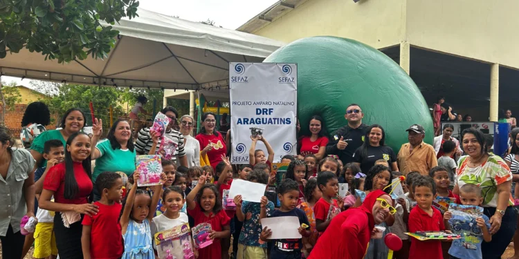 A criançada desfrutou de uma manhã de muitas brincadeiras - Divulgação PCTO