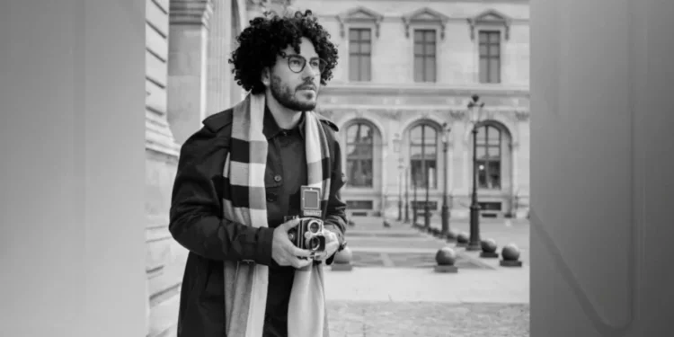 Fotógrafo brasileiro desaparecido em Paris é incluído em lista da Interpol