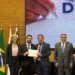 Dr. Vinicius Pires é diplomado em Palmas