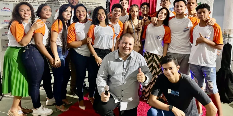 Turmas concluem cursos promovidos pelo SENAC e ALIAR