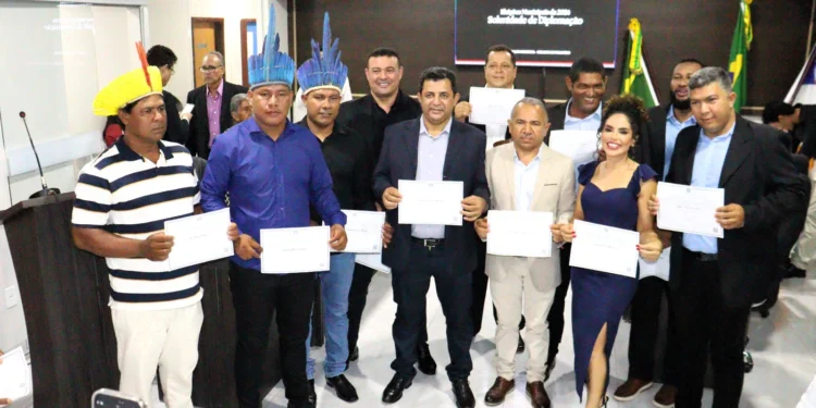 João Alberto, Jordana Monteiro, vereadores e suplentes são diplomados em Tocantínia