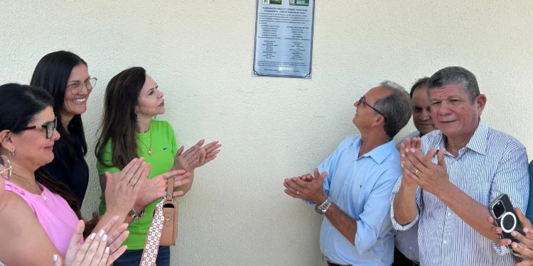 Em Miranorte Dep. Ivory de Lira participa de inauguração do Terminal Rodoviário