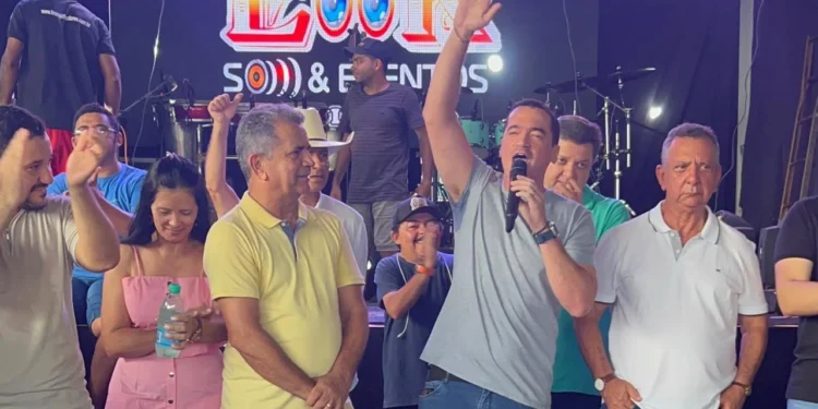 Festa da vitória: multidão comemora resultado das eleições municipais em Figueirópolis