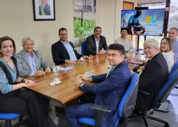 Reunião reforça a importância da agilidade nos trâmites para garantir o início das obras, que integram uma das prioridades estratégicas do Governo do Tocantins para o setor produtivo. - Foto: Divulgação Secihd