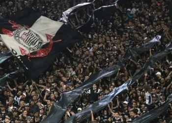 Torcida do Corinthians na Neo Química Arena • Reprodução/X/Corinthians
