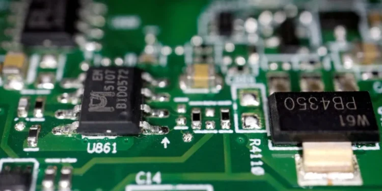 Malásia diz que tarifa dos EUA sobre Brics afetaria fornecimento de semicondutores