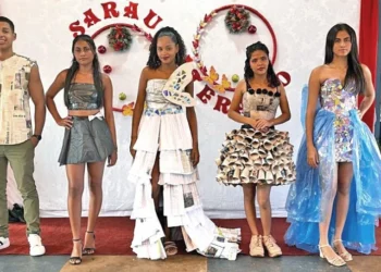 Estudantes apresentaram suas criações no Sarau Literário - Foto: Divulgação/Governo do Tocantins file_download