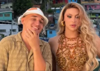 Ambos os artistas publicaram registros dos bastidores da gravação nas redes sociais • Instagram/Pabllo Vittar