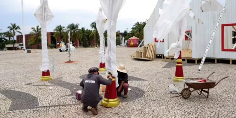 Decoração de Natal da Praça dos Girassóis e Palácio Araguaia vai custar R$ 12 milhões ao governo do Tocantins