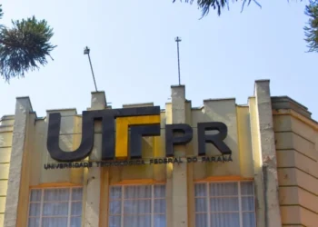 Thiago Edwiges é pesquisador e professor na UTFPR • Reprodução/UTFPR