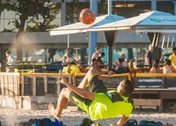 Vasco enfrenta Centauros no beach soccer • Reprodução