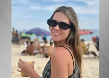 Jeniffer Castro, que se recusou a ceder lugar em avião após confusão com passageira • Reprodução/redes sociais