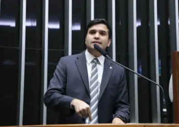 Relator do projeto trocou o termo "porte" por "uso" no texto que será analisado na CCJ • Arquivo - Mário Agra/Câmara dos Deputados