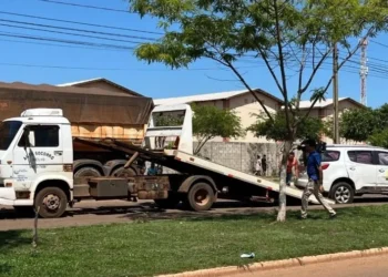 Carro da Superintendência do Patrimônio da União no Tocantins foi roubado e batido. • Divulgação/SPU