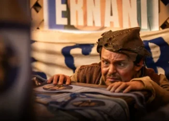 Matheus Nachtergaele é João Grilo • Laura Campanella