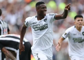 Luiz Henrique comemora gol do Botafogo contra o Atlético-MG pela final da Libertadores • Vitor Silva/Botafogo