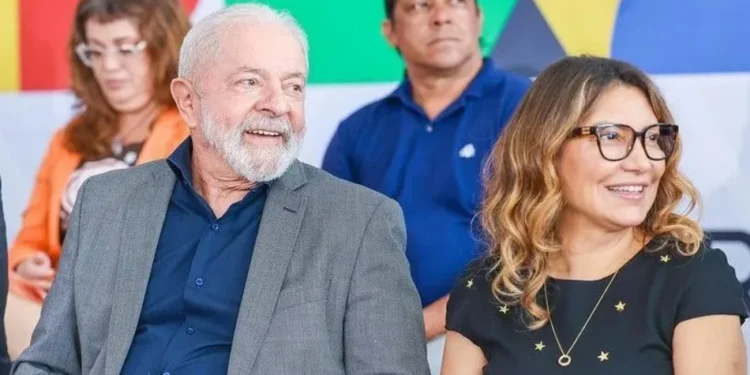Após cirurgia, angústia deu espaço para tranquilidade, diz Janja sobre Lula