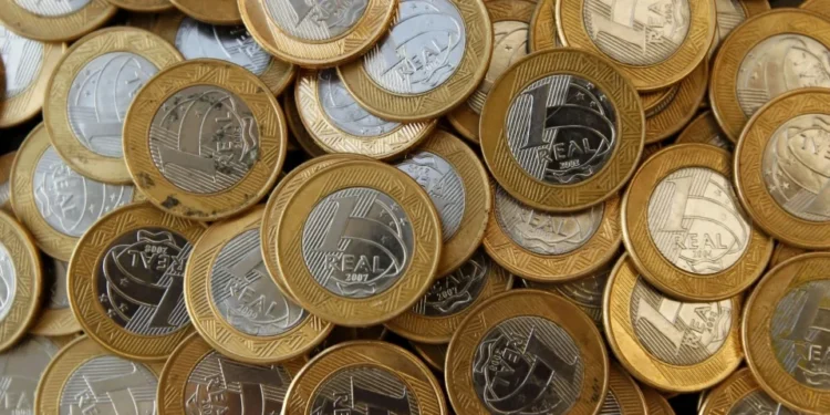 Brasil tem 20ª pior competitividade entre 66 países, diz Firjan; veja lista
