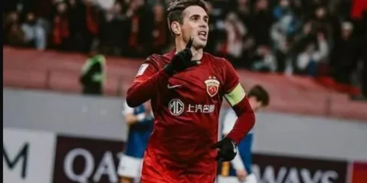 Alvo do São Paulo, Oscar toma decisão sobre retorno ao Brasil