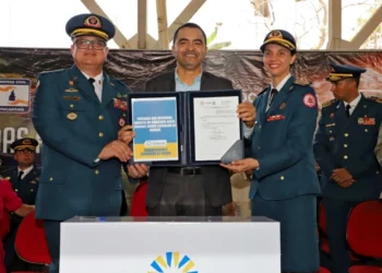 Governador Wanderlei Barbosa assina portaria que denomina o Quartel do Comando-Geral do Corpo de Bombeiros Militar do Tocantins como Coronel André Carvalho de Araújo