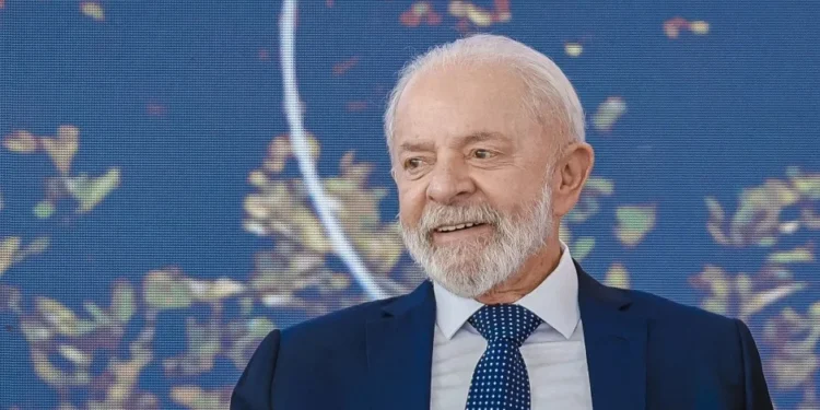 Da UTI, Lula assinas decretos e sanciona leis, diz ministro