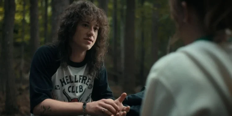 Ator de “Stranger Things” deve ser George Harrison em cinebiografia, diz site