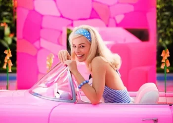 Margot Robbie como "Barbie" • Divulgação