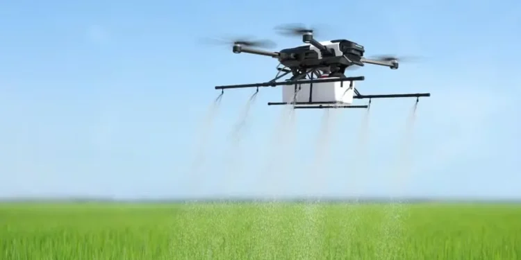 Entidades de saúde criticam aplicação de agrotóxicos por drones