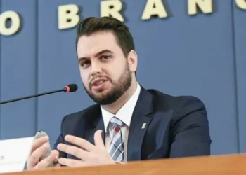 Filipe Martins, ex-assessor da Secretaria Especial de Assuntos Estratégicos da Presidência da República • Foto: Divulgação