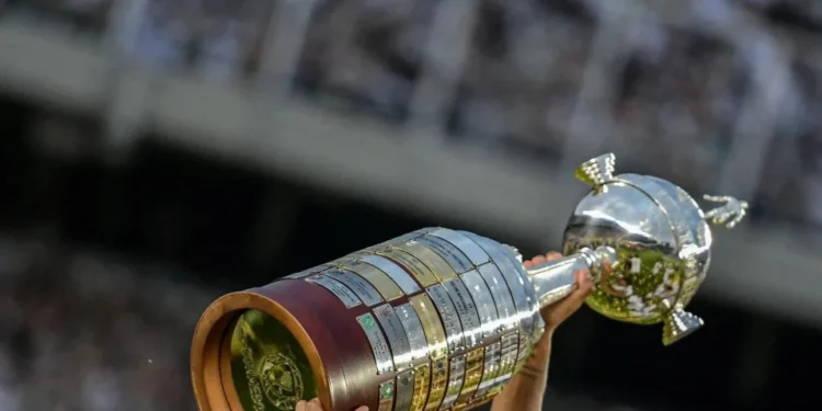 Troféu da Libertadores • Divulgação/Conmebol