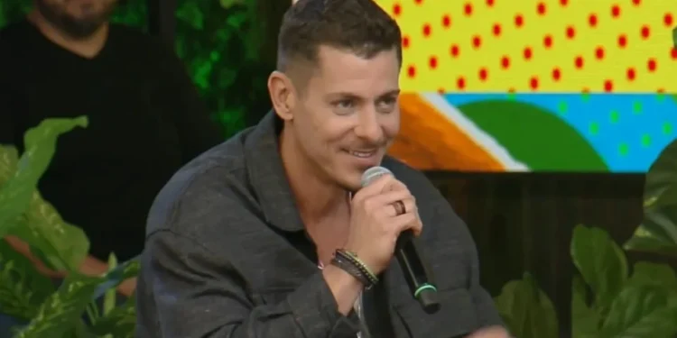 Sacha Bali é ator e está no ar nas reprises de "Gênesis" e "O Rico e Lázaro" • Reprodução/Playplus