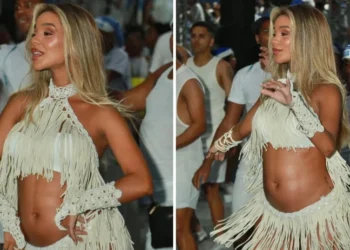 Brunna Gonçalves samba muito no ensaio da Beija-Flor de Nilópolis • Victor Chapetta/ Agnews