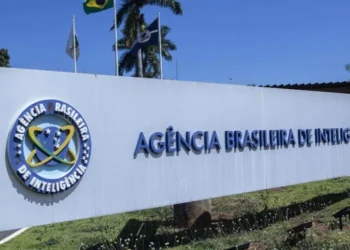 Abandono de cargo é reconhecido quando há ausência intencional do servidor por mais de 30 dias consecutivos • Antonio Cruz/Agência Brasil