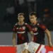 Santos encaminha contratação de meia-atacante do São Paulo