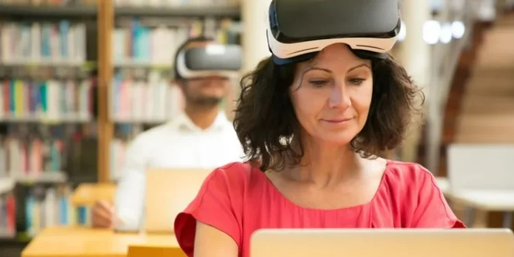 Ensino personalizado e correção de atividades são algumas das utilidades da IA para professores • Freepik