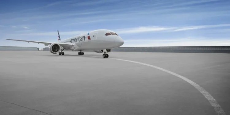 American Airlines suspende parada de aviões em terra após problema técnico