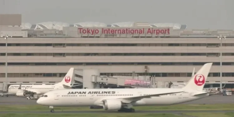 Japan Airlines sofre ataque cibernético e voos sofrem cancelamentos e atrasos