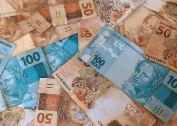 Aplicações de até R$ 1 mil representaram 58,4% das operações de investimento no mês • Getty Images