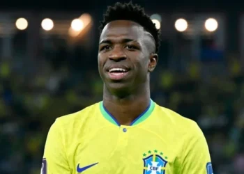 Vinicius Júnior foi eleito o melhor do mundo pela Fifa • Reprodução